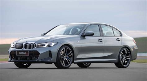 Novo BMW 320i 2023 Archives - Garagem de Motor