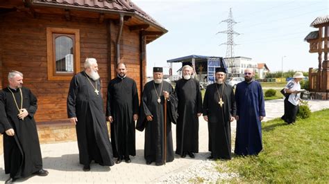 Liturghie arhierească la biserica din Cartierul Arhitecților Poza 8