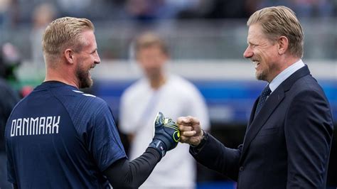 Kasper Schmeichel Wants To Emulate His Fathers European Championship