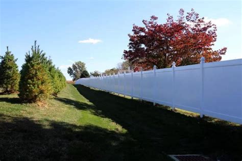 6 Foot Privacy Fence For Protection 6 Foot Vinyl Fence Benefits