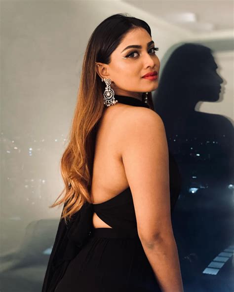 Actress Pic On Twitter Hot Shivani