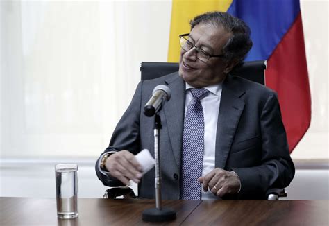 Petro pide a Fiscalía localizar al autor de amenazas contra su hija