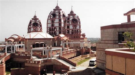 achyut kanvinde  man  sustainable designs  hindu