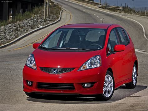 Honda Fit Sport (2009) - picture 16 of 121