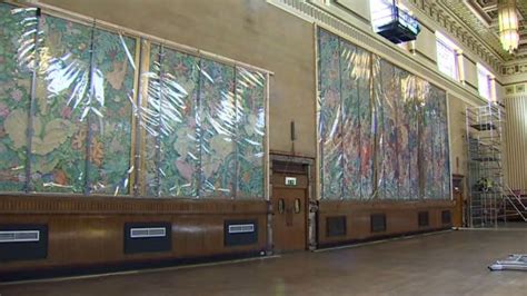 Brangwyn Hall panels protected for Swansea Guildhall revamp - BBC News