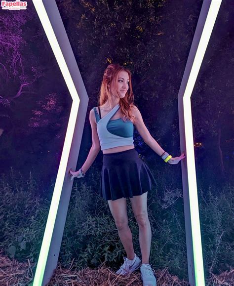 Echochlo Nude Leaks Fapellas