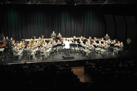 Fruehjahrskonzert Der Militaermusik