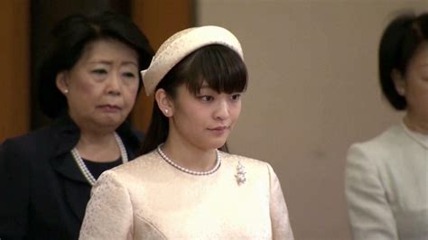 Watch Cbs Saturday Morning Japan S Princess Mako Weds Loses Royal Status Full Show On