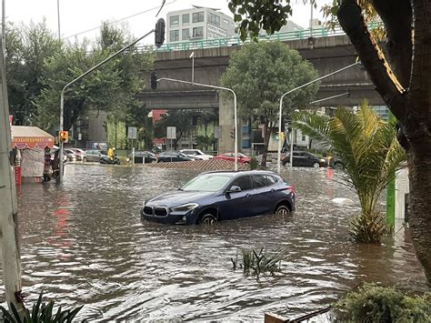 Inundaciones Cdmx As Se Vivi El Caos En Metro Aicm Y Avenidas