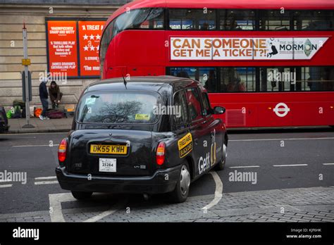 London Red Bus Black Taxi Stock Photos And London Red Bus Black Taxi