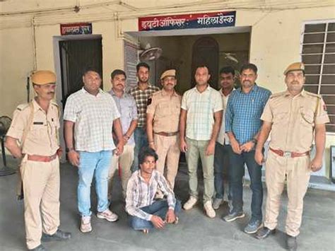 Karauli Kotwali Police Action Accused Gabbar Arrested Karauli News