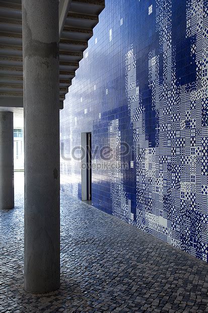 Glazed Tiles On The Wall Of The Lisbon Aquarium Picture And HD Photos