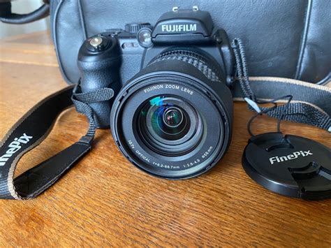 Fujifilm Finepix S Series S9500 9 0mp Digital Camera Black Bag Included 4902520280978 Ebay