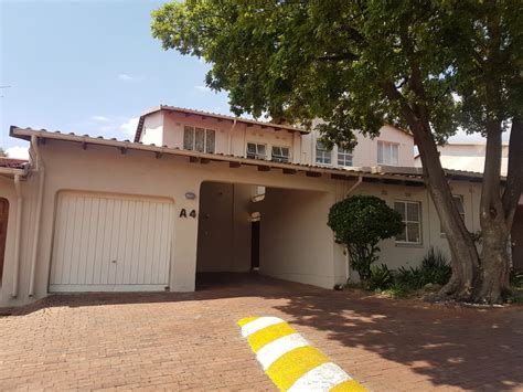 3 Bedroom Townhouse For Sale In Bryanston Remax™ Of Southern Africa