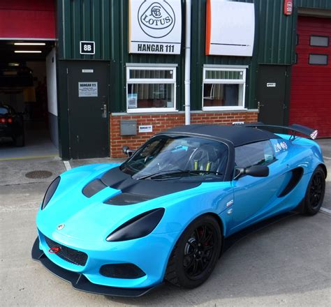 Hangar Lotus Blog Archive Lotus Elise Cup R Build