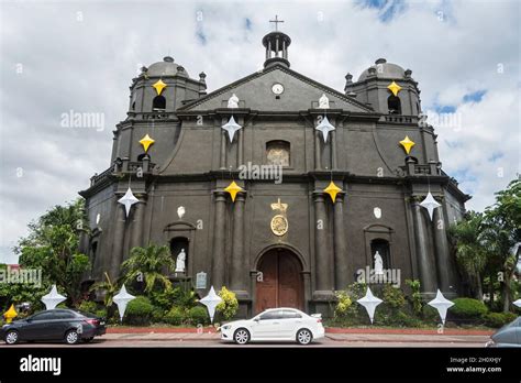 La Catedral De Naga Catedral Metropolitana De Naga Pintada De Negro