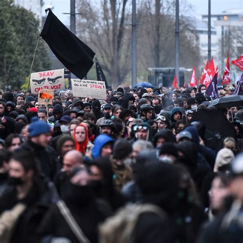 Sainte Soline des milliers de personnes réunies contre les violences