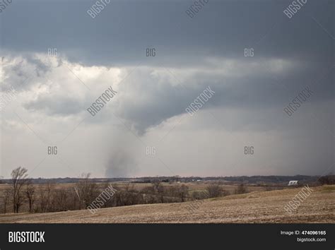 Tornado Early Stages Image & Photo (Free Trial) | Bigstock