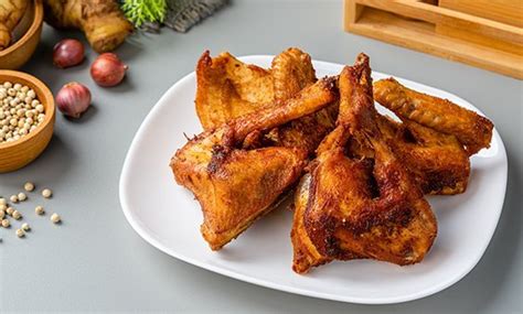 makanan khas minang kekayaan rasa  ranah sumatra barat