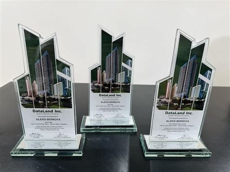 Talus Flats - I.C. Brewhouse is a neighborhood gathering place, with