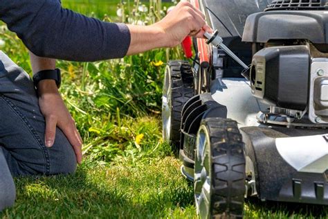 Comment vidanger sa tondeuse à gazon Blog équip jardin