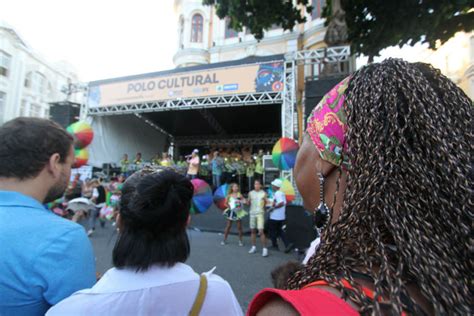 Prefeitura do Recife vai ouvir a população para definir programação de