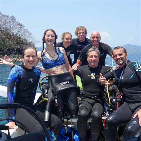 PADI IDC Indonesia Asia Scuba Instructors