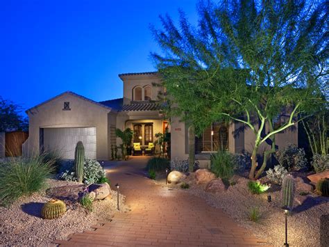 Desert Landscaping Ideas For Your Small Backyard