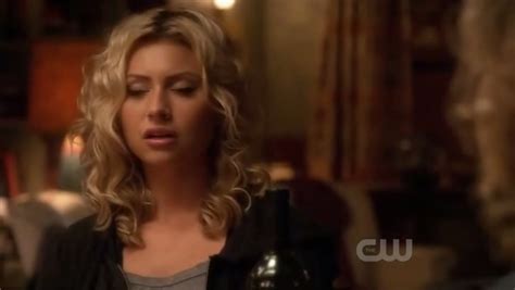 Hellcats 1.02 "I say a little prayer" - Hellcats Image (15682967) - Fanpop