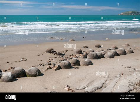 Moeraki Boulders Or Kaihinaki Hampden East Otago South Island New