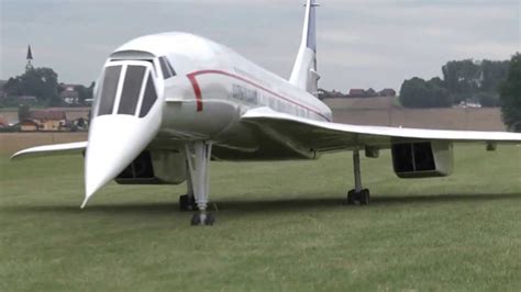 A Huge Concorde Rc Plane Powered By Two Turbines Youtube