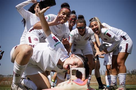 Ferroviária vira sobre o Fluminense elimina rival e vai à semi do