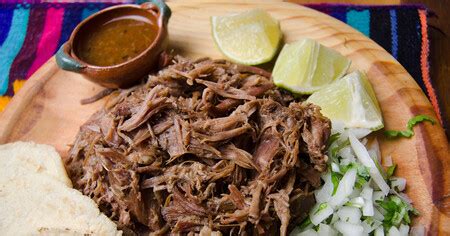 Cómo preparar una cabeza de res en barbacoa con la receta popular del