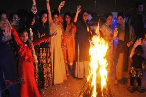 लहड कय मनई जत ह All You Need To Know About Lohri Important