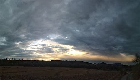 Nubes Tarde Nubosa En Ilunberri Eitb Eus Flickr