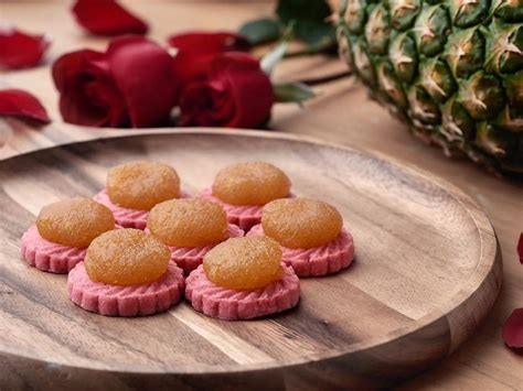 Best Pineapple Tarts To Try In Singapore