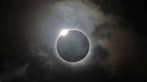 Eclipse Total De Sol ¿cómo Interpretaban Las Antiguas Civilizaciones Los Fenómenos Como El Del