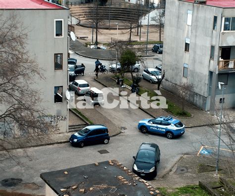 Salerno Esplosi Colpi Di Pistola Nella Notte A Sant Eustachio La