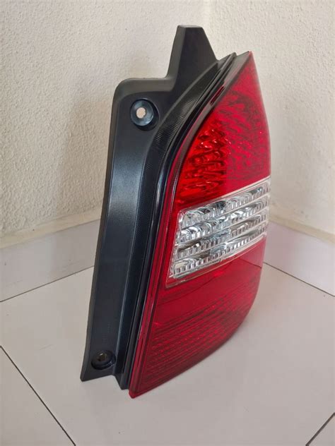 LIKE NEW Nissan Livina 2007 2013 Rear Tail Light Lamp RH Auto