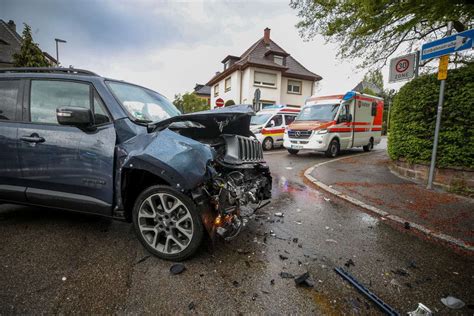 Heftiger Zusammensto In Der Villinger S Dstadt