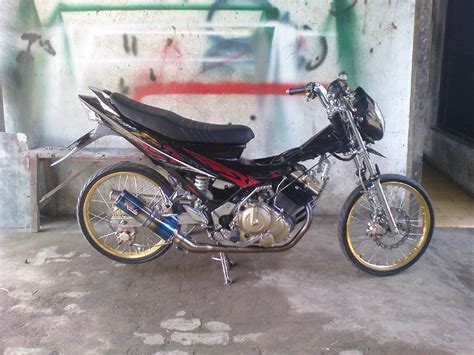 Kumpulan Gambar Motor Balap Liar