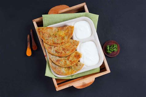 Order Aloo Paratha Curd Meal 2 Pcs from Lunchbox on EatSure