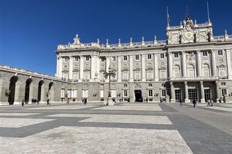 Madrid Royal Palace Guided Tour With Skip The Line Tickets