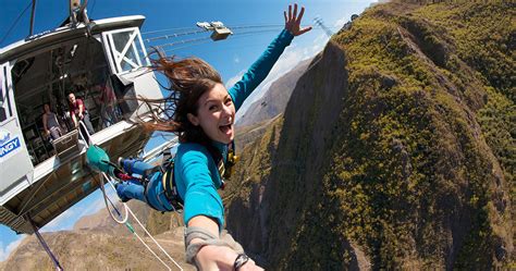 AJ Hackett Nevis Bungy Jump In Queenstown - RTW Backpackers