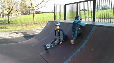 Ethan And Finlay At Melksham Skate Park Youtube