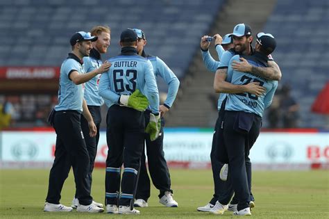 England Celebrate After Ben Stokes Gets Hardik Pandya