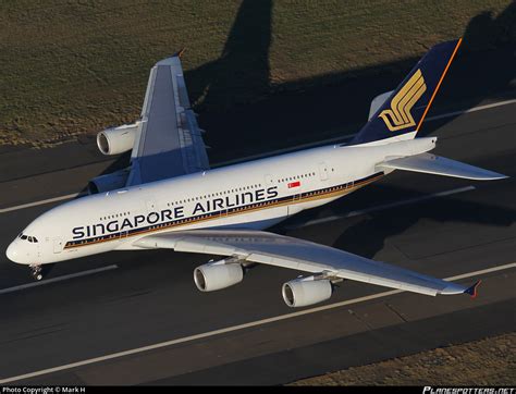 V Skb Singapore Airlines Airbus A Photo By Mark H Id