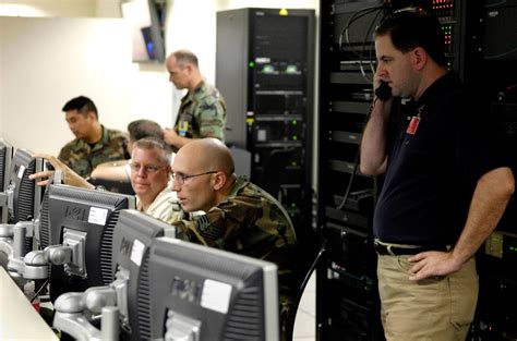 Ops Center Commands Sky During Exercise Valiant Shield Air Force