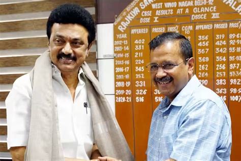 Kejriwal To Meet Stalin Soren For Support Against Delhi Ordinance