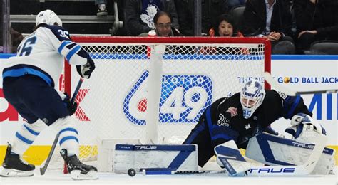 Auston Matthews Scores Game Winning Overtime Goal As Toronto Maple